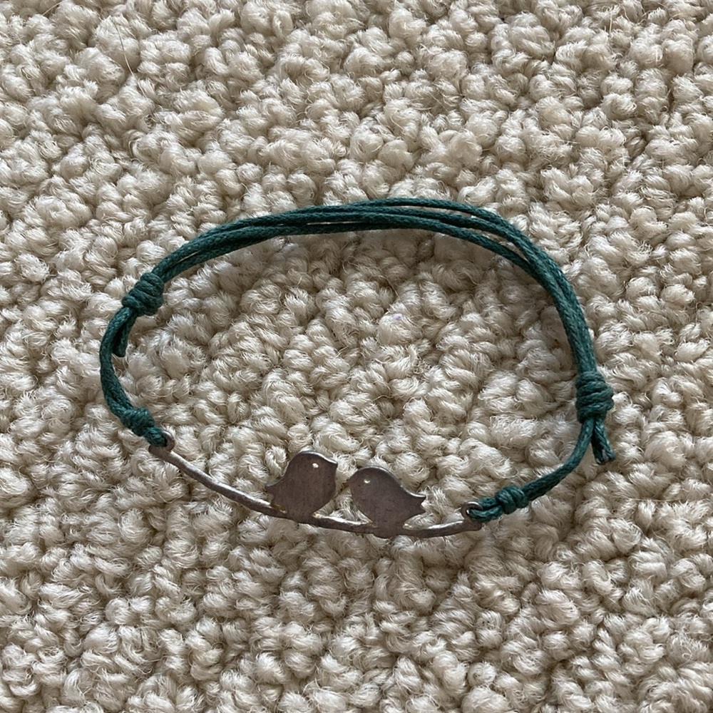 Adjustable Green Bracelet with Sparrows Birds Wrought Iron Corded EUC